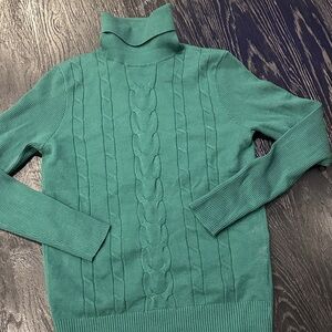 Leani Elegant Kelly green  Turtleneck Sweater